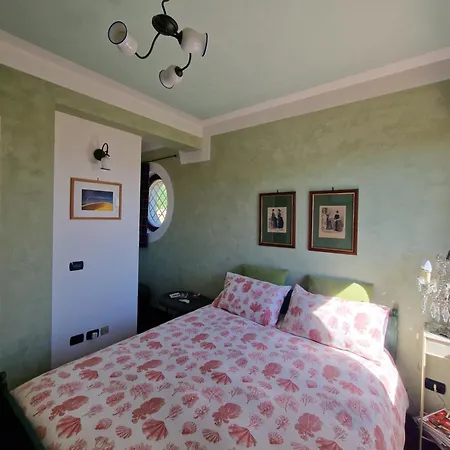 Bed & Breakfast Casa Delle Coccole 3*